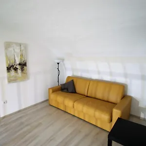 Easy Flat Oktogon Apartament