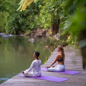 svarga-loka-resort.ubudhotelsnow.com/